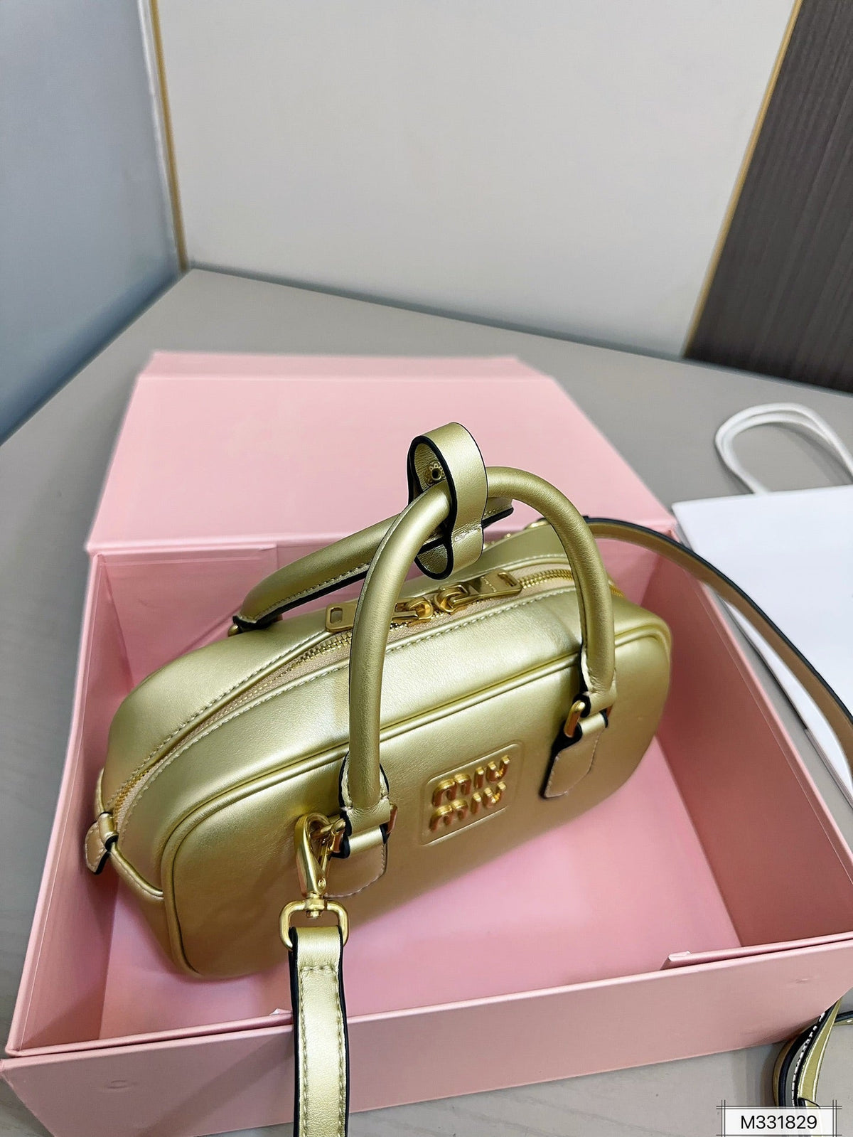Arcadie 25 Bag in Golden Calfskin