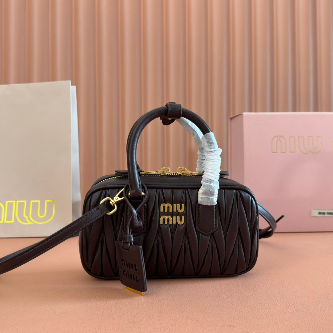 Arcadie Mini Bag 19 Black in Matelassé Nappa Leather